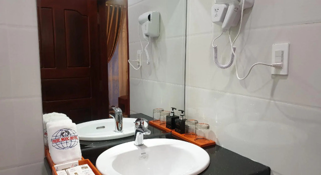 Двухместный номер Standard Phuc Ngoc Hotel