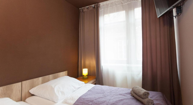 AnVa House, Забронировать Отель Недорогие отели Будапешта, рядом с Станция метро Vorosmarty Square, недорого