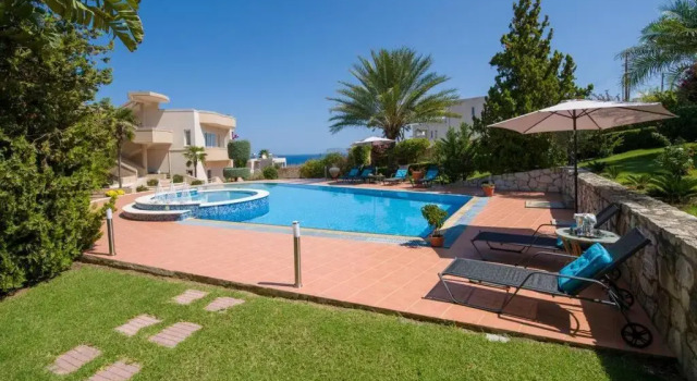 Вилла с 3 комнатами Villa Elina Luxury Residence