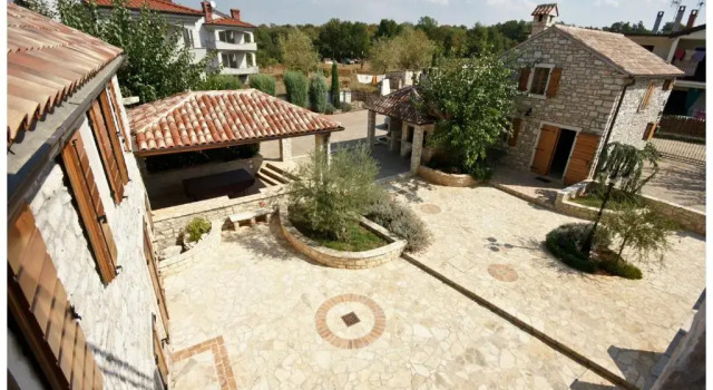 Апартаменты Deluxe Apartments Villa Stapo