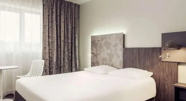 Standart oda Mercure Compiègne Sud