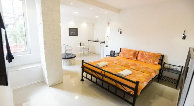 Апартаменты Aloha Apartments with pool