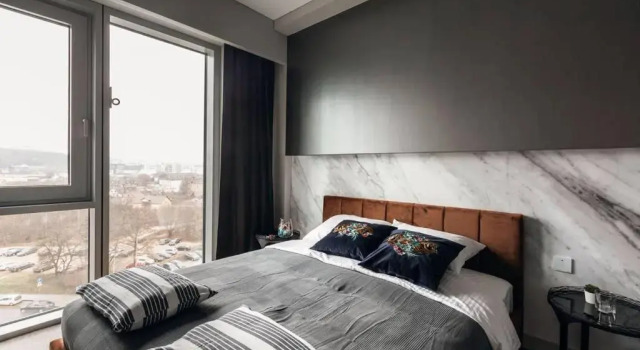 Brand New James Bond City Center, Prenota Hotel Snipiskes Vilnius