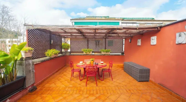 Апартаменты Comfort Romantic Terraced Escape in Prati