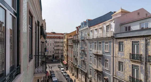 ALTIDO Charming 3BR home w/workspace&terrace by Intendente subway, Забронировать Отель Отели Лиссабона с парковкой, рядом с Рештаурадориш, Парковка