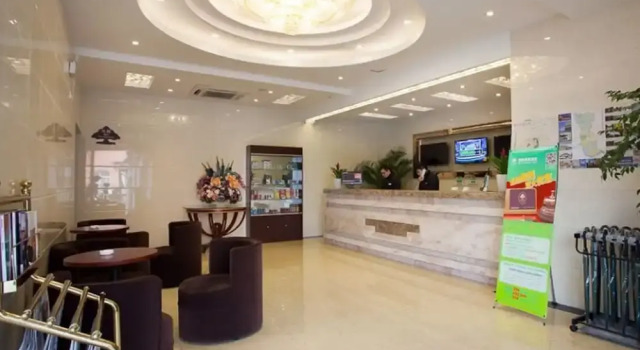 GreenTree Inn JiangSu TaiZhou YingChun W) Road Walking Street Express Hotel, Book Hotel Hotels in Taizhou with Parking, Parking