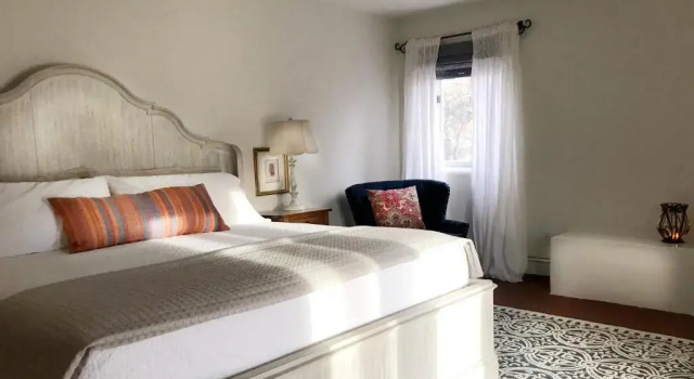 Люкс с видом на бассейн Morning Star Bed & Breakfast of Corrales