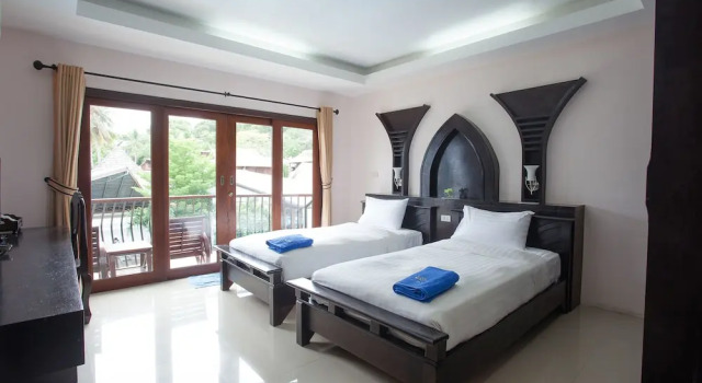 Номер Superior с балконом и с красивым видом из окна Koh Tao Regal Resort