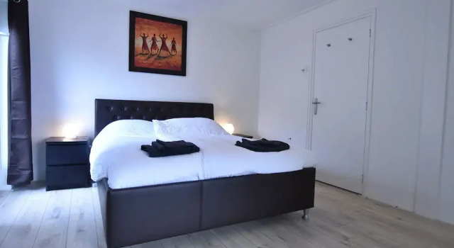 Lovely Apartment with Nice, Vast Views Located in Dwingeloo - Dogs Welcome!, 预订 公寓 德文格洛 德伦特省