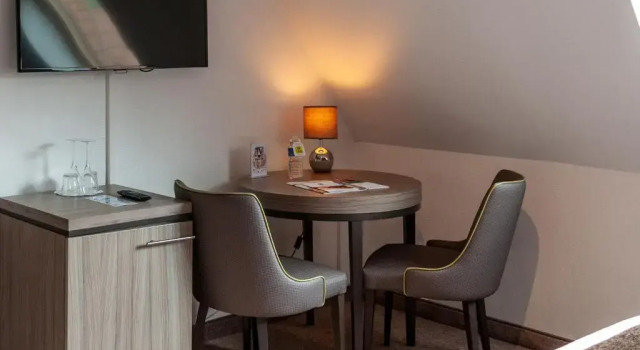 Семейный номер Superior Hotel Restaurant & Spa Verte Vallée