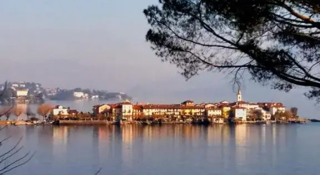 Ori Villa Oriana, Забронировать Вилла Лавено Provincia di Varese