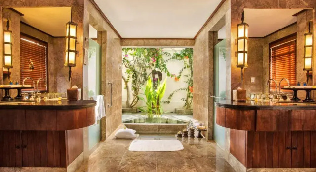 Вилла Luxury The Beach Villa