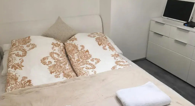 Апартаменты Deluxe Synagogue Gozsdu Private Apartments