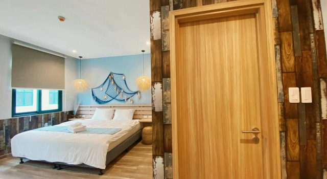 9BR West coast Phu Quoc townhouse by beach and shared swimming pools