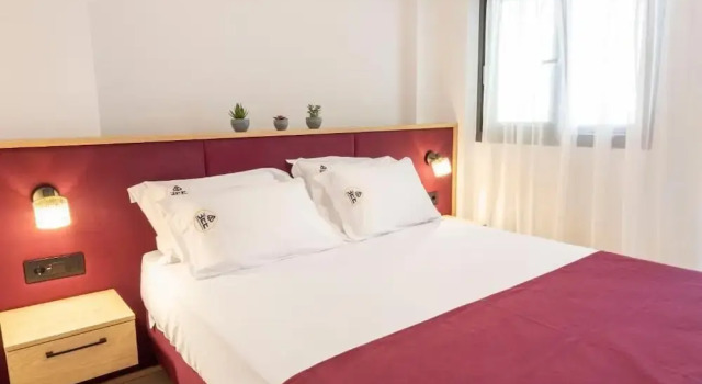Red Bee Apartment Sea View