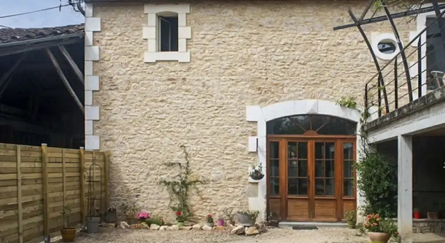 House With 2 Bedrooms in Duravel, With Pool Access, Enclosed Garden an, Buchen Sie Ferienhaus Villen in Lot Valley, Villa