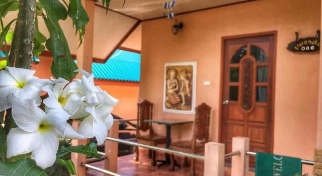 Mourakot Resort, Забронировать Курортный отель Пхаттхана Никхом Lopburi Province