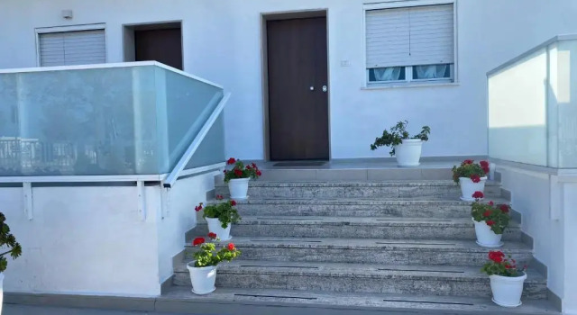 Коттедж SoleeMare Barletta Apartments