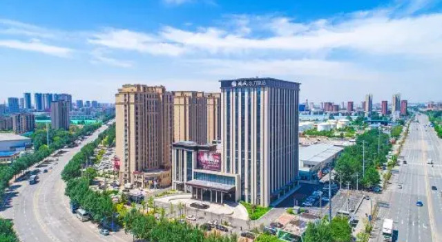 Ruicheng Oriental Hotel, Shenyang, Boek Hotel Shenhe Shenyang
