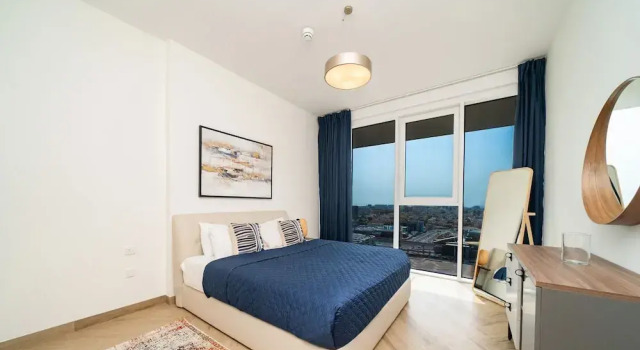 Апартаменты Deluxe с балконом Pristine Cozy One Bedroom Suite