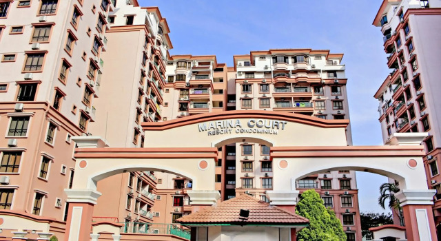 Marina Court-5Bilik 3Tandas 2Tingkat Penthouse 2Parkir Percuma Maksimum 22Org Termsk Kanak2 & Marina Court 6Bilik 4Tandas 2RuangTamu 2Dapur 2 Parkir Percuma Maksimum 14Org Termsk Kanak2, Prenota Hotel Kota Kinabalu Sabah