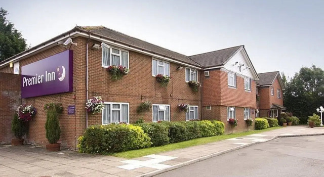 Premier Inn Reading South, Забронировать Отель СПА-отели Англии, SPA-услуги