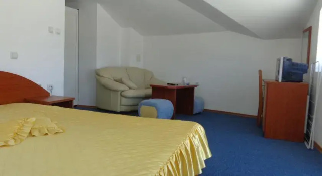 Poseidon Family Hotel