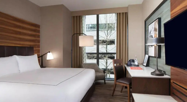 Двухместный номер с видом на город The Porter Portland, Curio Collection By Hilton