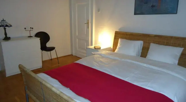 Moon street, Varaa Hotelli Budapest Budapest