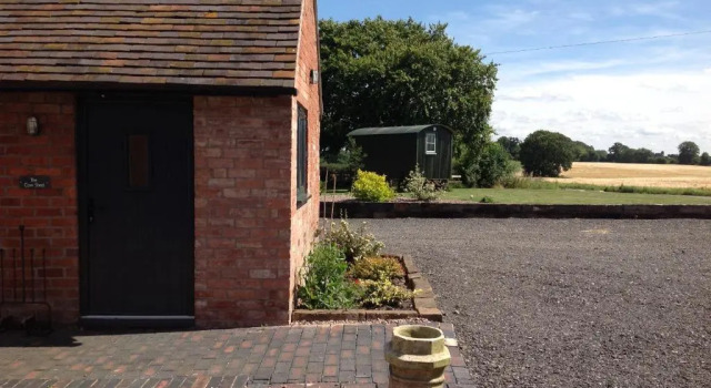 Коттедж The Cow Shed, Kenilworth, Sleeps 2
