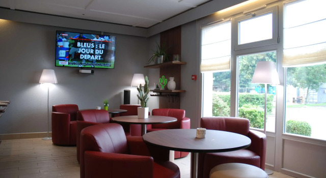Campanile Creil - Villers-Saint-Paul, Reservar Hotel Hotéis em Oise com pequeno-almoço, Café da manhã