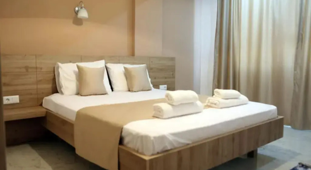 Kaş Ay Işığı Suit Apart