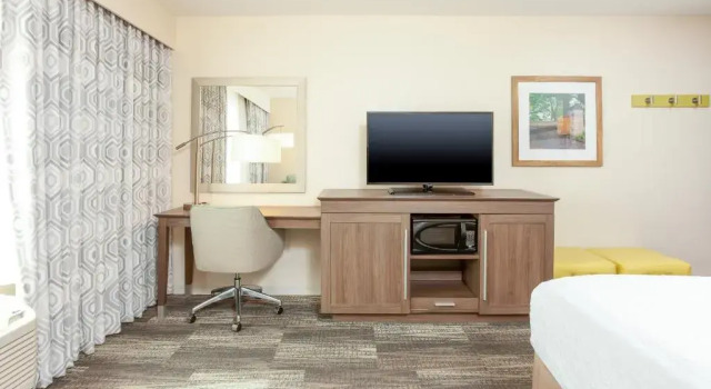 Номер Standard Hampton Inn & Suites Niles/Warren, OH