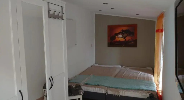 Kleine gemütliche Ferienwohnung im Tiny House Stil Lutherstadt Wittenberg, Забронировать Отель Виттенберг Middle Elbe, рядом с Старый рынок Виттенберга