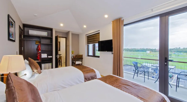 Семейный номер Standard с балконом Sun Paradise Villa Hoi An