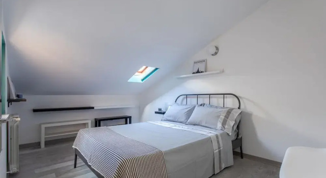 Loft Parco 33, Varaa Hotelli Montesilvano Rooma