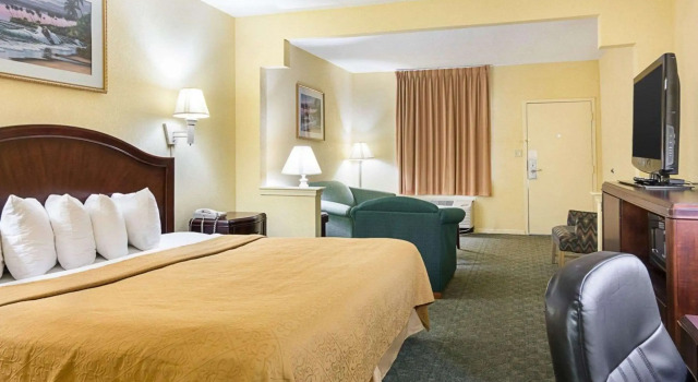 Quality Inn & Suites Franklin, Prenota Hotel Franklin Virginia