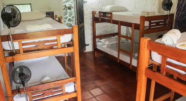 Lit en dortoir Praba Hostel