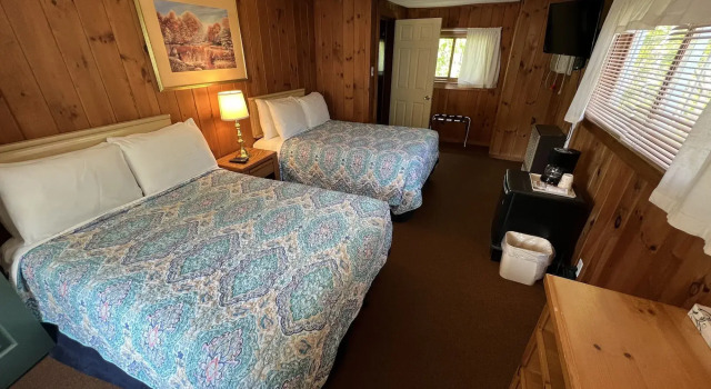 School House Inn, Забронировать Отель Норт-Конуэй Cranmore Mountain Resort, рядом с Мини-гольф "Банана Вилладж"