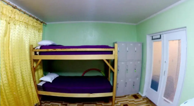Кровать в общем номере Mongolian Vision Tours