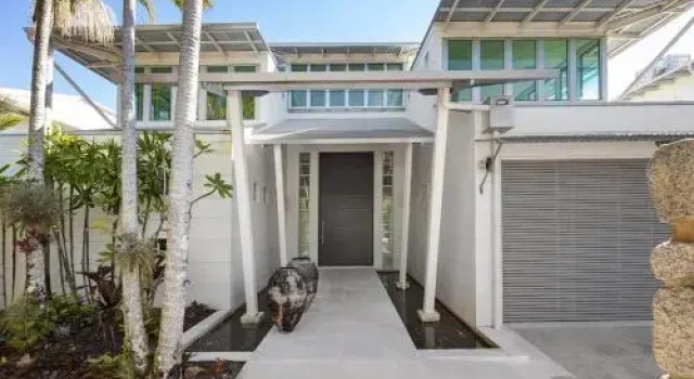 Iluka, Luxurious Riverfront Retreat, Prenota Hotel Hotel a Queensland con piscina, Piscina
