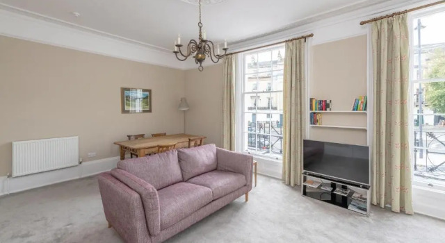 Spacious Maisonette with Parking - 10 mins walk from Bath Abbey - 2 Bed & 2 Bath