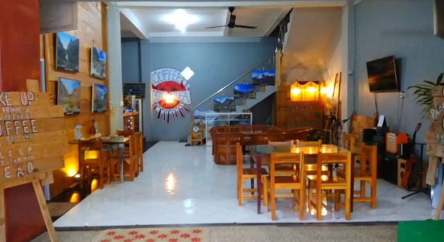 The Carstensz Homestay, Rezervovat Penzión Hotely v Sulawesi s parkováním, Parkování
