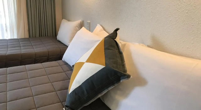 Edelweiss Motel, Забронировать Мотель Отели Пейхия с завтраком, Завтраки