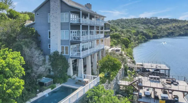Коттедж Luxury Lake Marble Falls House with Swimming Pool Hot Tub and private boat slip