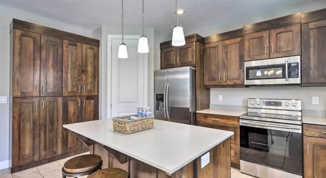 Апартаменты Luxury Downtown Moab Townhome w/ Pool Access!