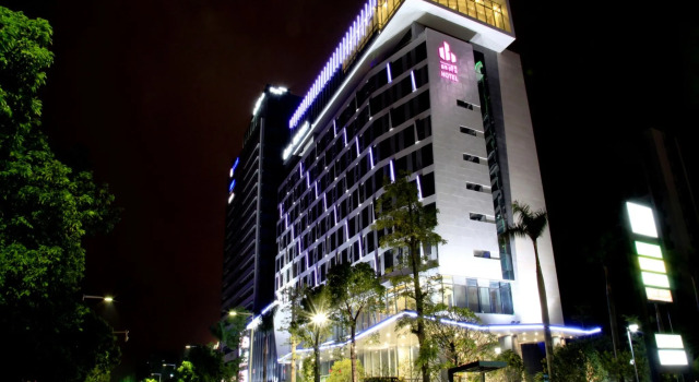 The Summit Hotel