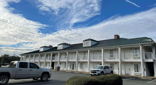 Baymont Inn & Suites - Thomasville, Boek Mini-hotel Hotels in Georgia met parkeren, Parkeren