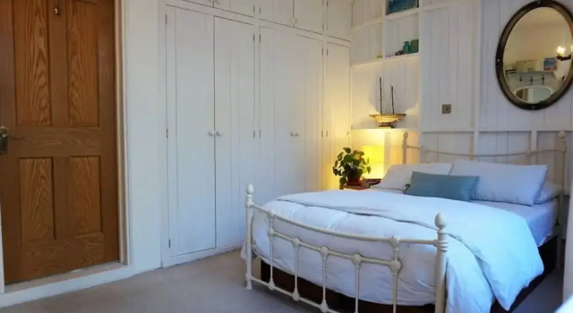 Central Brighton 2 Bedroom Apartment