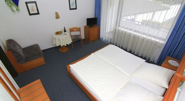 Двухместный номер Standard с балконом и с видом на горы Hotel Klasen